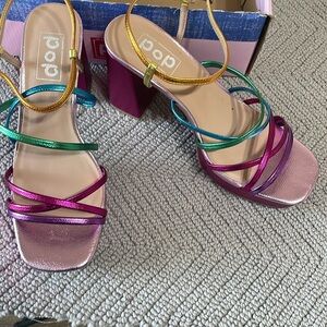 POP Strappy Sandals